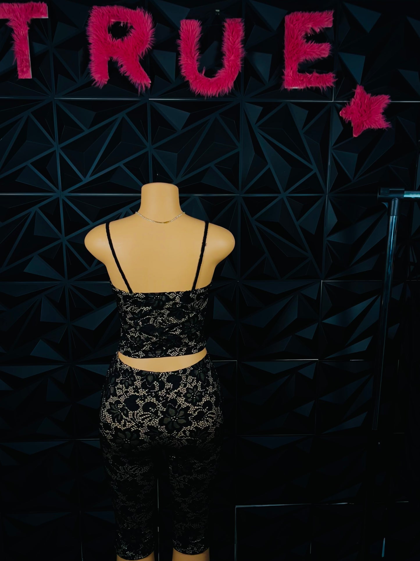 BADDIE TWO PIECE SET NO MESH