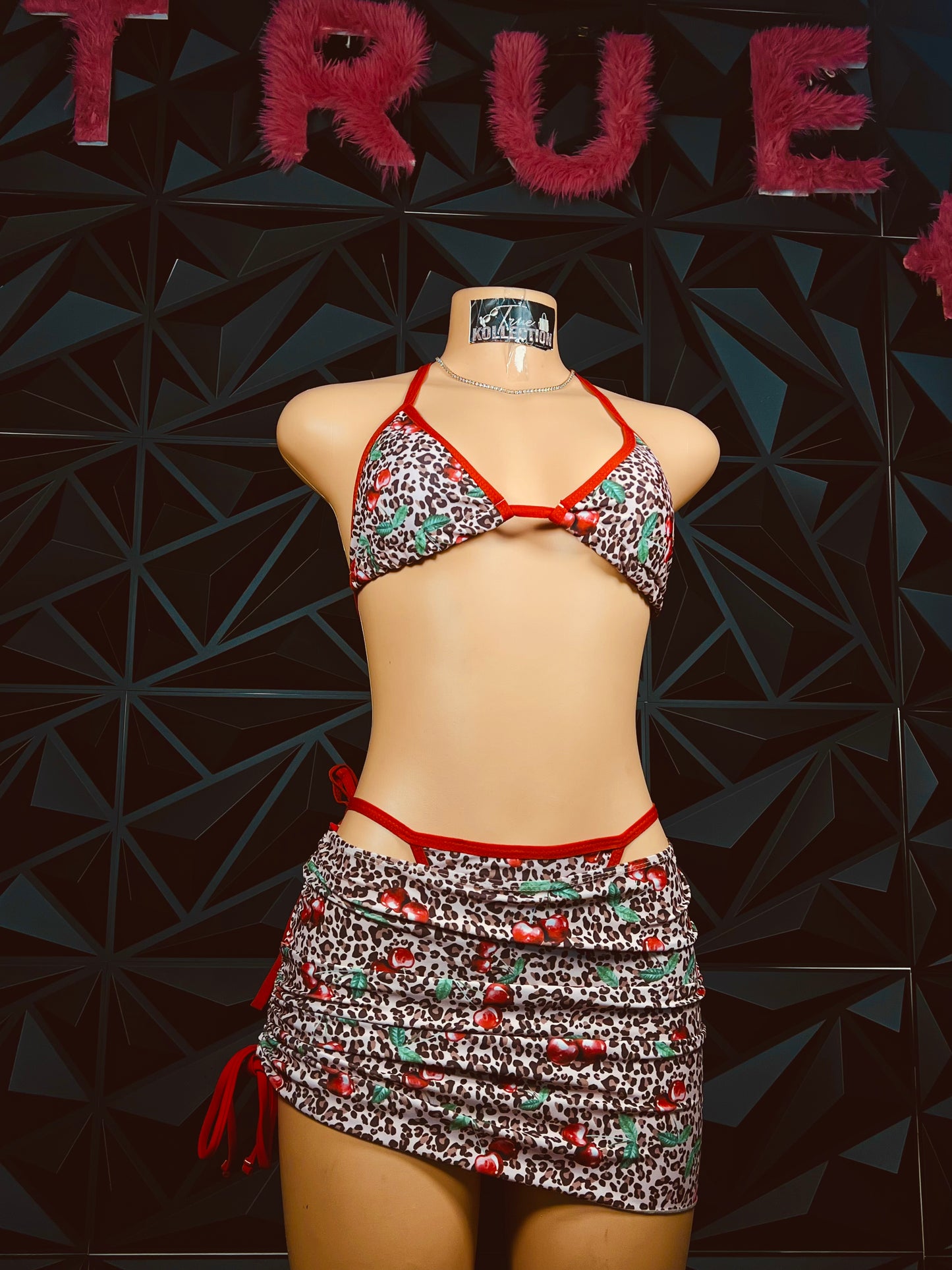 LEOPARD PRINT SWIMSUIT